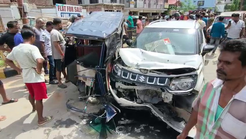 পথ দুর্ঘটনা, কাঠগড়ায় পুলিস অফিসারের&hellip;