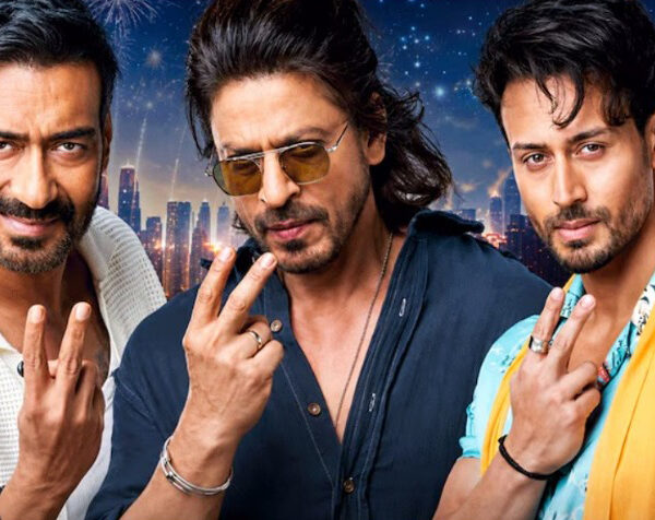 এলাচের আড়ালে পান মশলার প্রচার! শাহরুখ-অজয়-টাইগারকে এবার নোটিস….