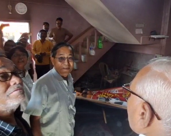 গণতন্ত্র ও সংবিধানের প্রতি Bjp দলের মনোভাবের বহিঃপ্রকাশ…
