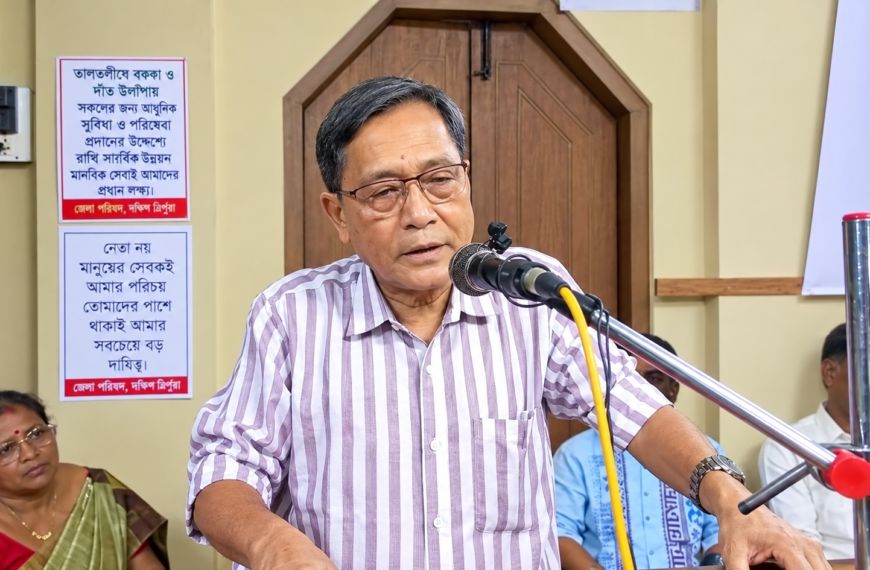 অন্যায়-অত্যাচারের বিরুদ্ধে প্রতিবাদী কণ্ঠ ছিলেন কবি অনিলঃ  জিতেন্দ্র&hellip;