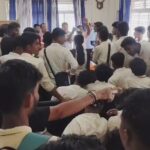 মুখোমুখি দুই ছাত্র সংগঠন, তালাবন্দী অধ্যক্ষ ঘেরাও মুক্ত সাড়ে তিন ঘণ্টা পর…
