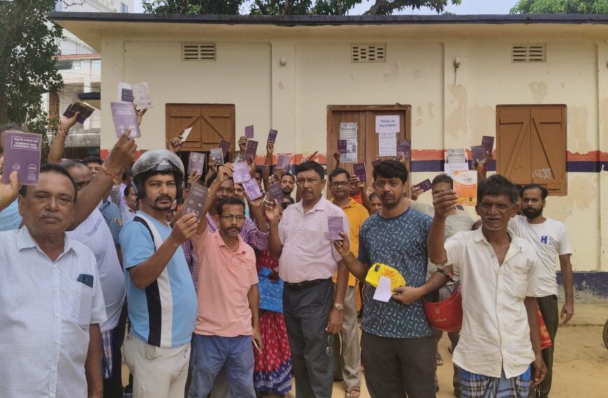 গ্যাস নিয়ে গ্রাহকদের সঙ্গে তালবাহানার অভিযোগ!