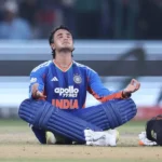 দ্রুততম’ সেঞ্চুরি হাঁকিয়ে নতুন রেকর্ডের মালিক অভিষেক!