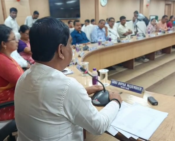 দুর্গোৎসবকে সামনে রেখে পুর নিগমের প্রস্তুতি!