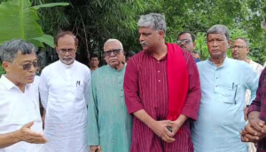 বিষে ক্ষতিগ্রস্ত মৎস্য চাষিদের পুকুর পরিদর্শনে বিভিন্ন সংগঠনের&hellip;