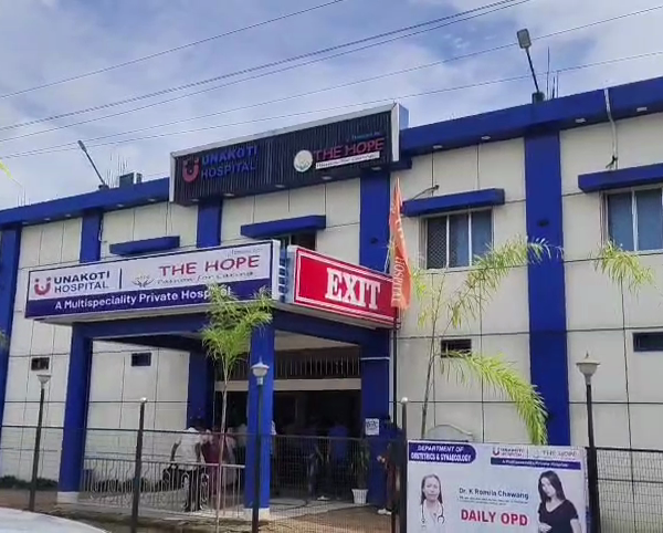 মহিলার অপারেশন নিয়ে অভিযোগ পাল্টা অভিযোগ, পরিবার ও…