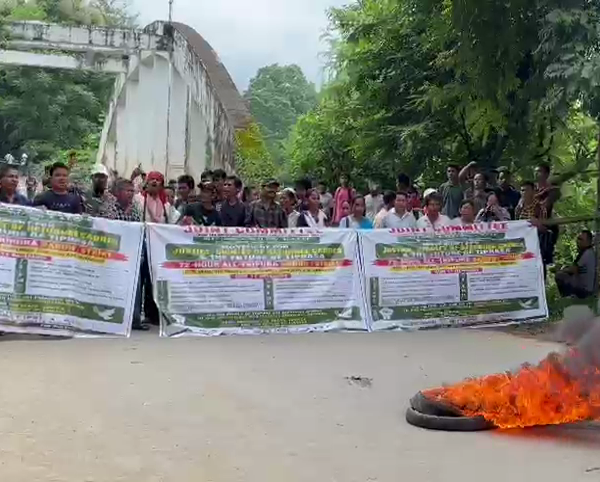 চুক্তি বাস্তবায়ন না হওয়ার অভিযোগের রাজনীতির চালে জনদুর্ভোগ…