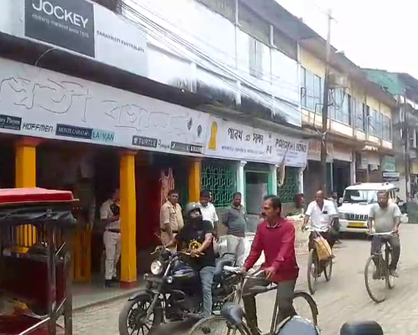 চোর আতঙ্ক! রাতের  ঘুম উবে যাচ্ছে আমজনতার!