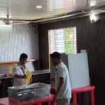 ভোটদানে ব্যস্ত ভোটকর্মীরা!