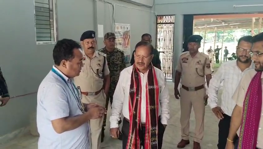 তুলাশিখর-পদ্মবিল ব্লক পরিদর্শনে নির্বাচন কমিশনার!