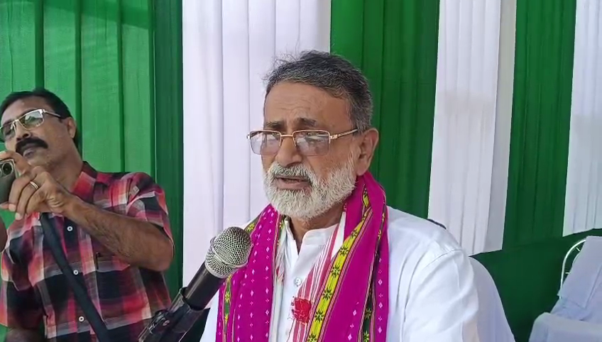 আমবাসায় আশীষ এর জনসভায় কংগ্রেস কর্মীদের উদ্দীপনা!