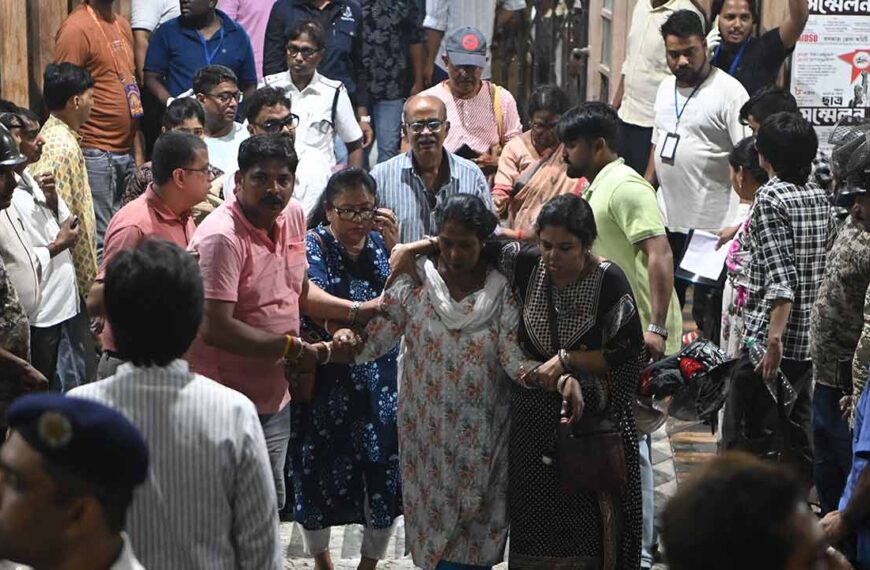 চোরবাগান সর্বজনীনে পদপিষ্ট হয়ে ২০ জনের মৃত্যু, মেডিক্যালে ভর্তি ১৫ জন গ্রেফতার পুজো কমিটির দুই মাথা-সহ ৭!