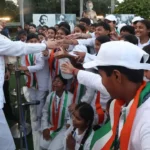 গান্ধী স্মৃতিতে সর্বধর্ম প্রার্থনা সভায় মোদী, শুনলেন পড়ুয়াদের কথাও!