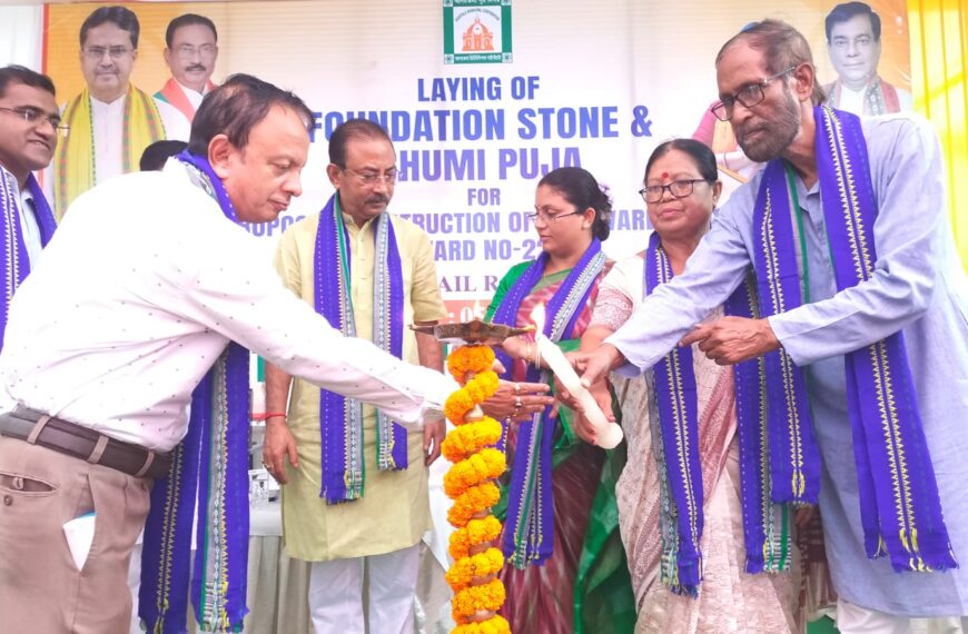 নাগরিক পরিষেবা দ্রুত দেওয়ায় লক্ষ্য-রাজীব!