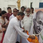 শ্রদ্ধার সঙ্গে জাতির জনককে স্মরণ রাজ্যে!
