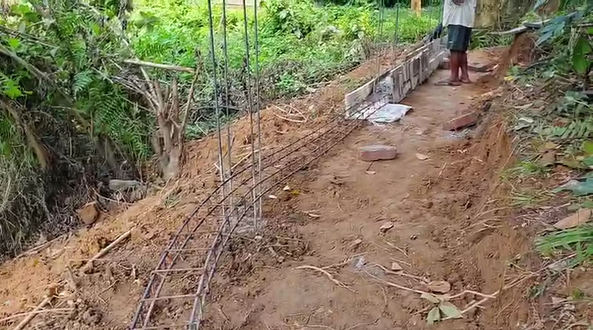 সরকারি নির্মাণ কাজে দুর্নীতির অভিযোগ!