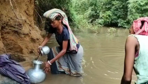ভরসা শুধুই ছড়া-কুয়োর নোংরা জল!