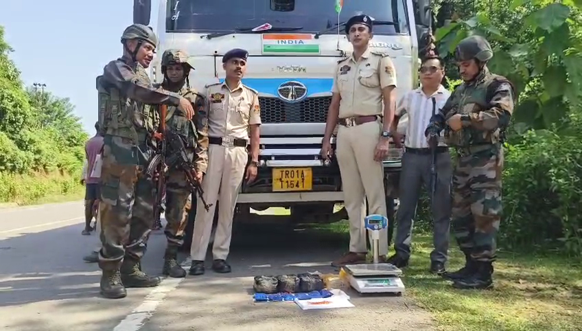 পুলিস সাফল্যের অংশীদার হতে চাইছে!