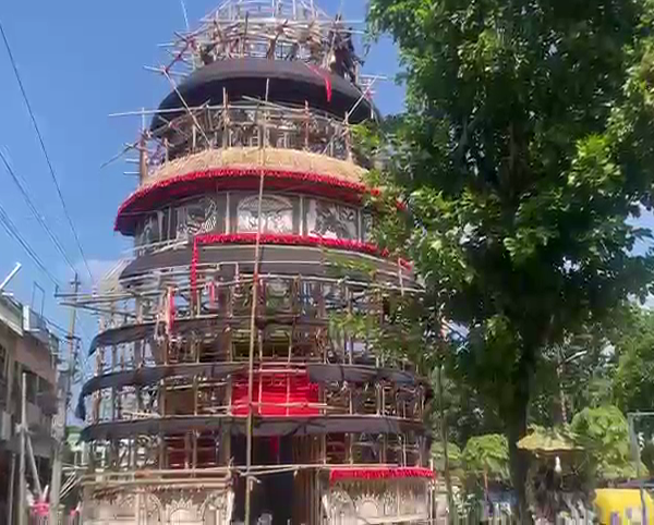 কালের ক্যানভাসে কুটিরশিল্প!