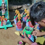 বিরাজের হাতে প্রাণ পায় মাটির প্রতিমা!