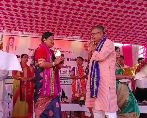 কৃষিতে আত্মনির্ভরের লক্ষে সরকার গুরুত্ব দিচ্ছেঃরতন