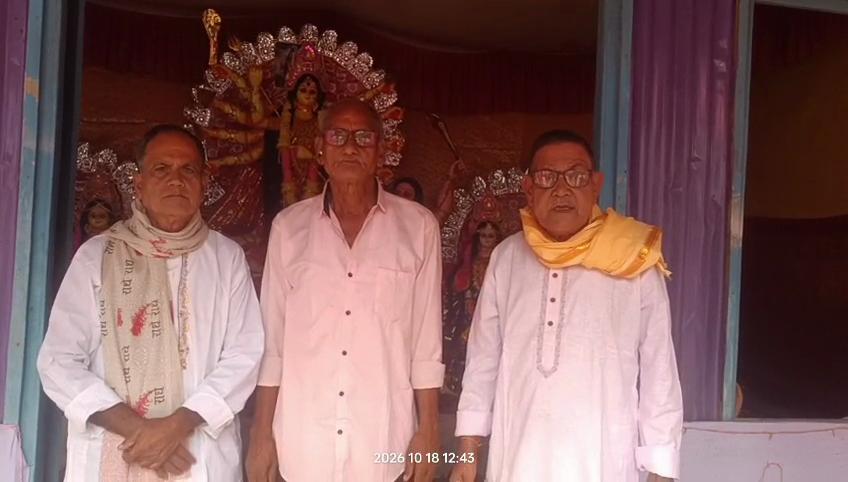 ঐতিহ্য-রীতি মেনেই ১১৬ বছরে শুক্লবৈদ্য বাড়ির পুজো!