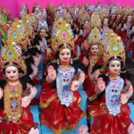 মা লক্ষ্মীর আবাহনে সরগরম খোয়াইয়ের বাজার!
